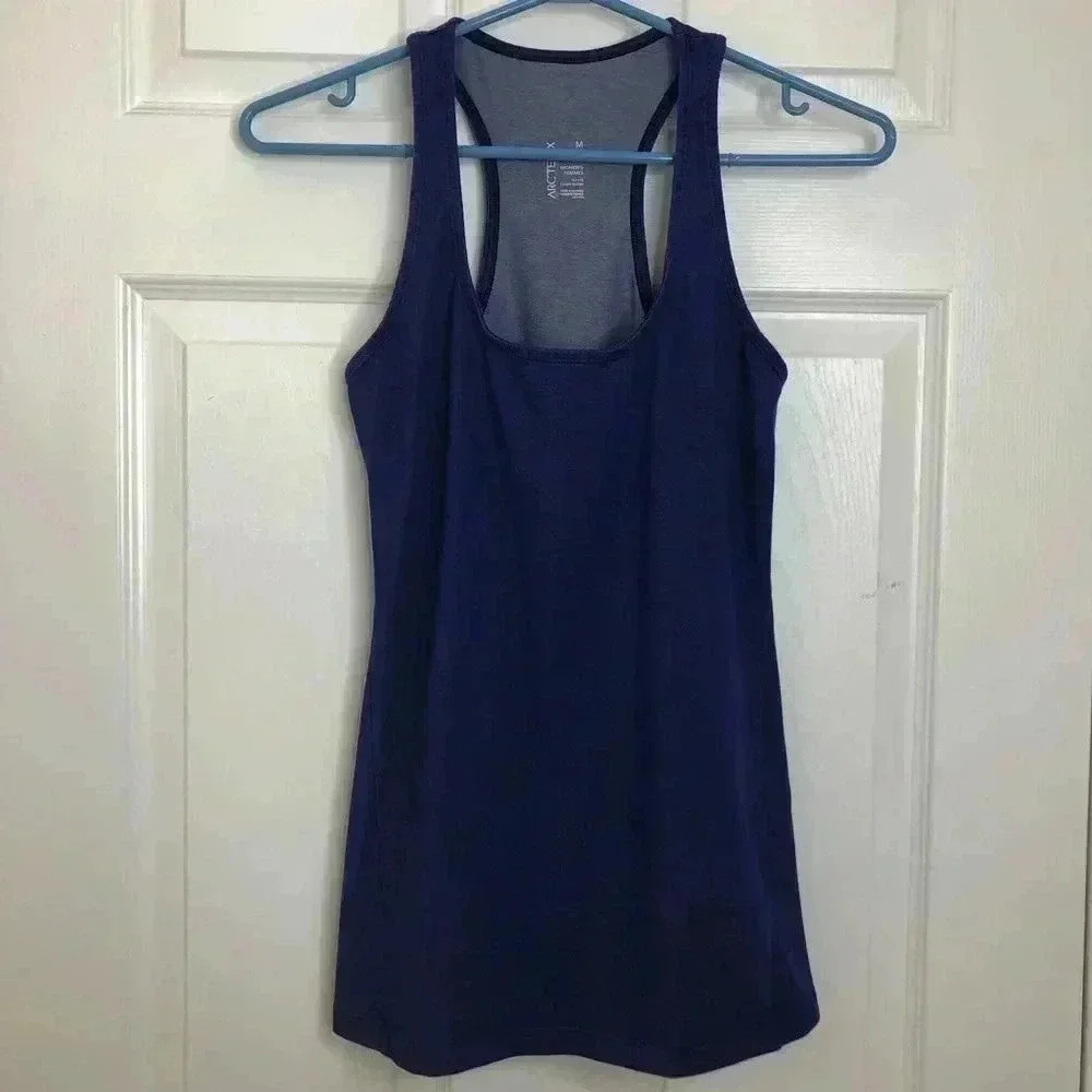 Arc’teryx  Trim Fit Tank Top Purple Size Medium
